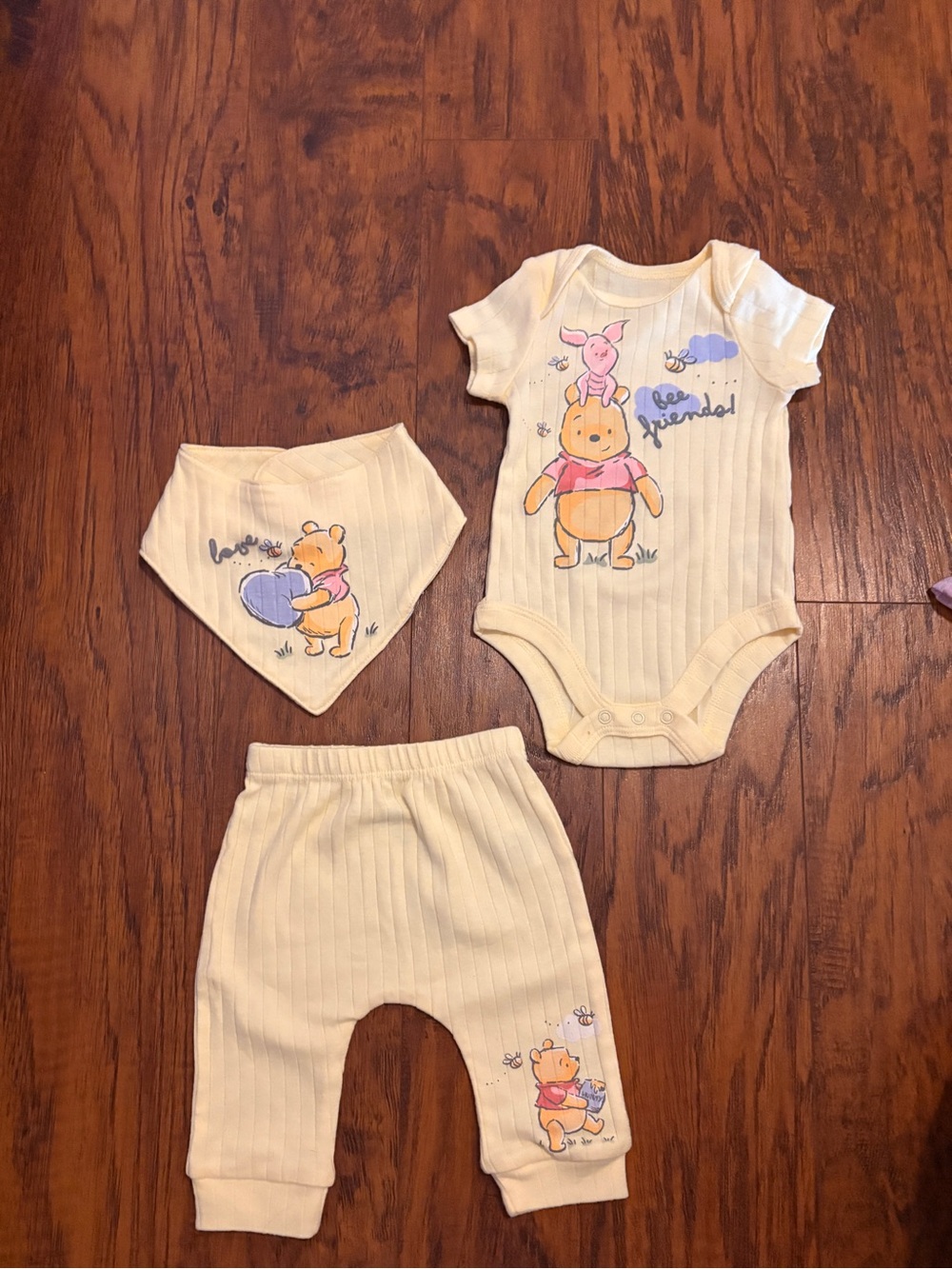 Winnie the Pooh Baby Ribbed 3-Piece Set - Cream with Pastel Accents